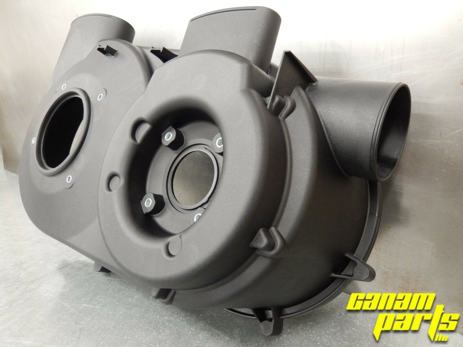 420212605 Left Side Compatible with Can AM Maverick X3 2017-2020 Transmission Housing Kemimoto Inner CVT Air Guide Clutch Back Plate Cover Inner Variator Cover