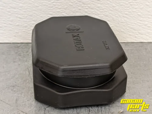 NEW OEM DEFENDER HD9 HD10 CLOSURE CAP 420201940 - Image 2