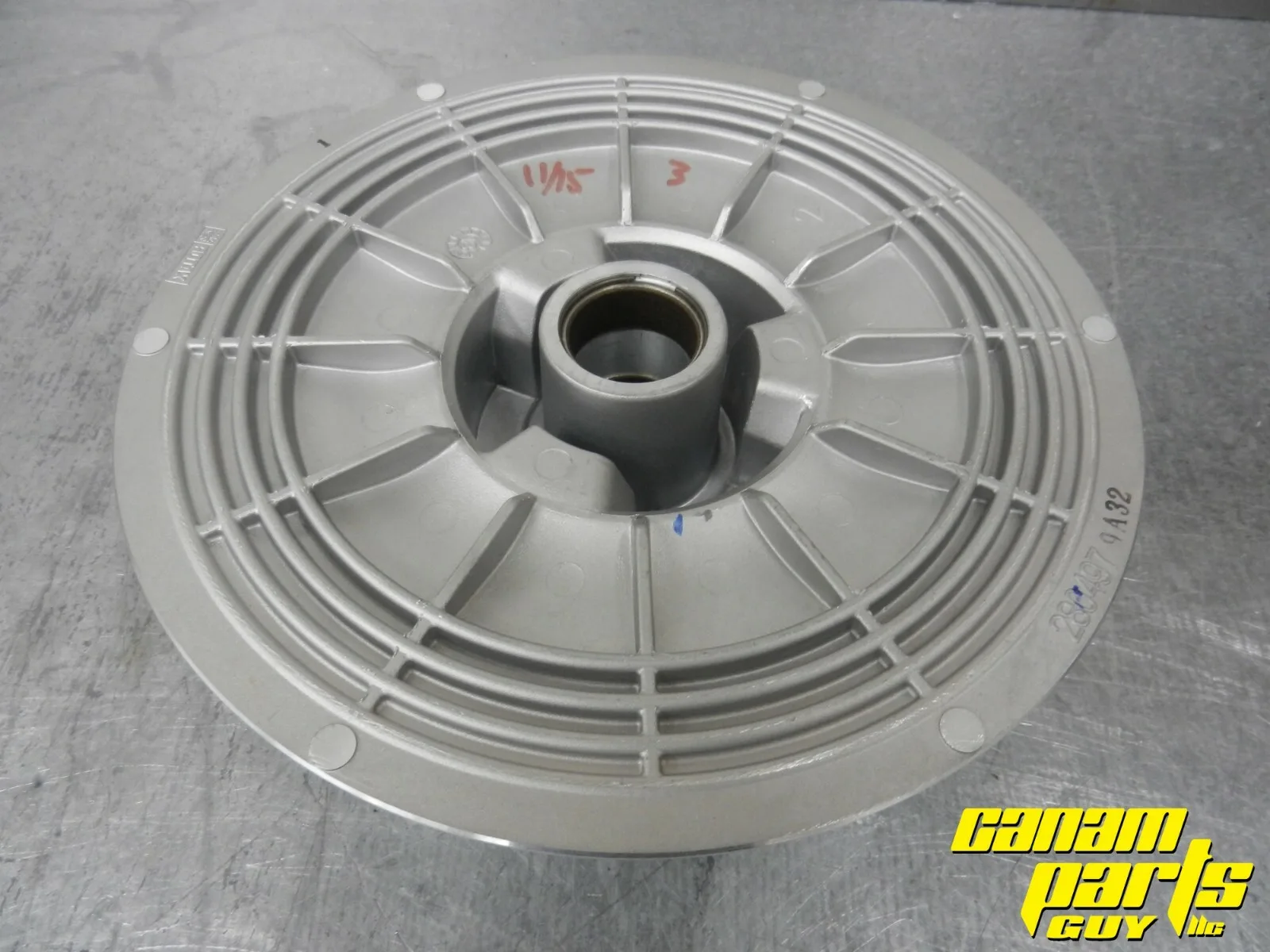 arm.mama出品 NEW OEM Secondary Inner Half Clutch Sheave 420280499 - Canam