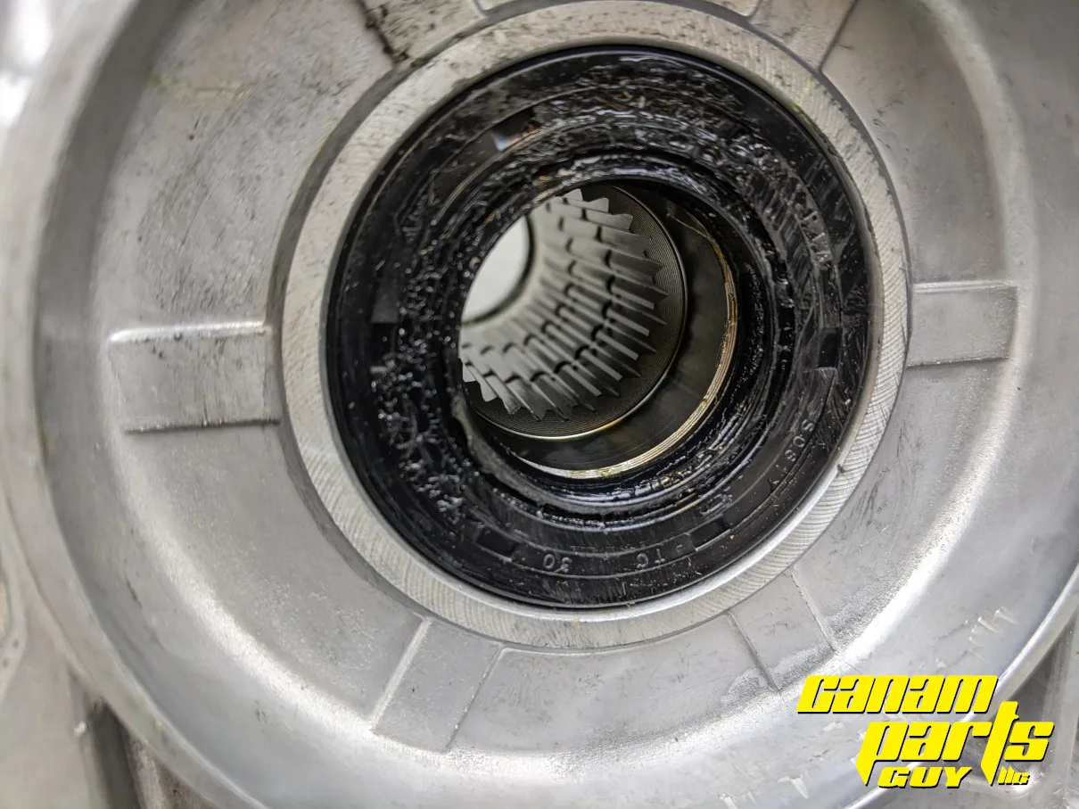 NEW OEM 6x6 2019+ Outlander Center Differential 705503692 - Image 11