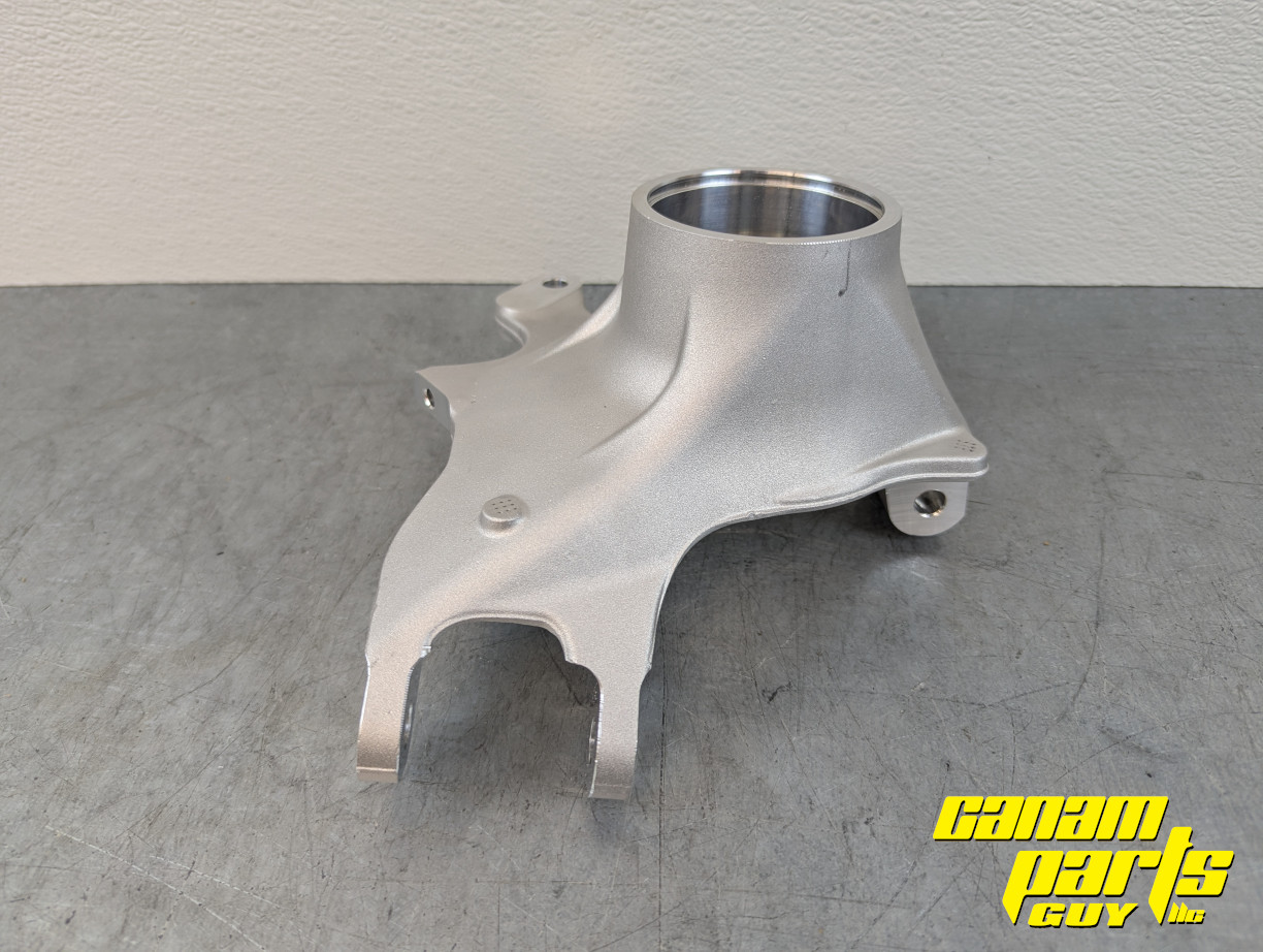 メキシカーナ　2頭 NEW OEM Right Hand Front Knuckle Maverick X3 2022+ 706204786