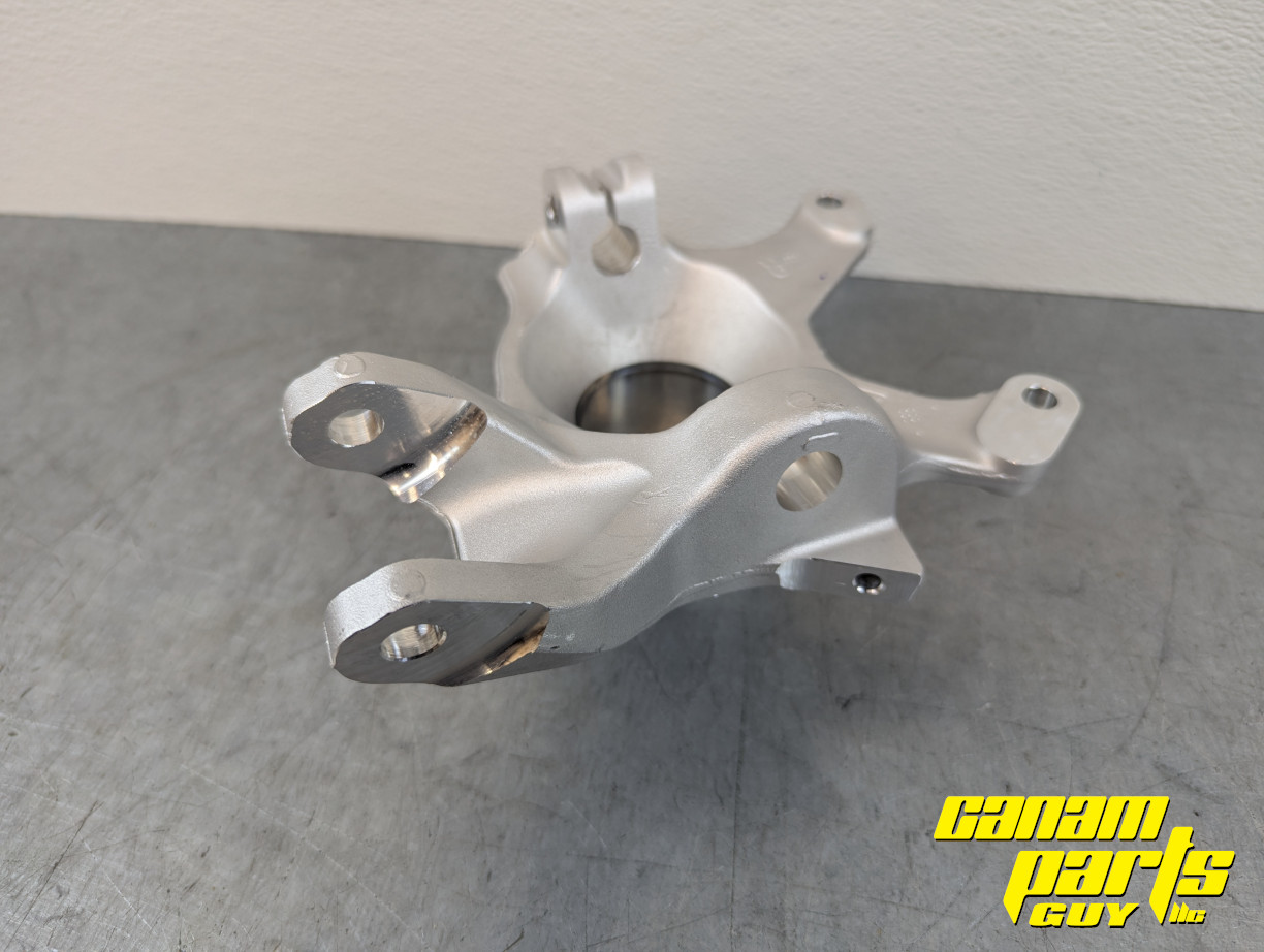 NEW OEM Right Hand Front Knuckle Maverick X3 2022+ 706204786