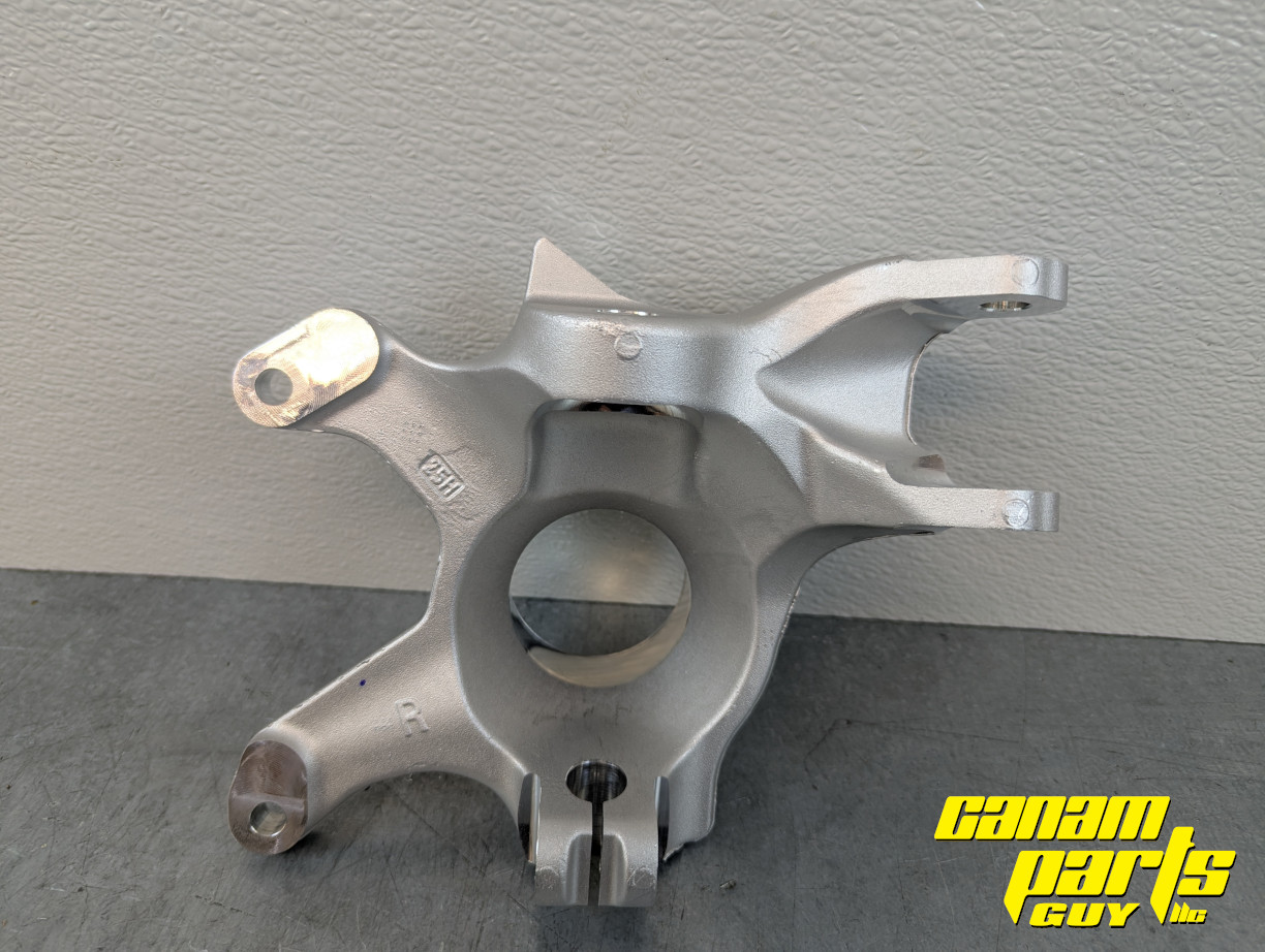 NEW OEM Right Hand Front Knuckle Maverick X3 2022+ 706204786